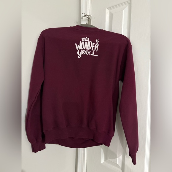 The Wonder Years Hank The Pigeon Crew Neck - Picture 2 of 3